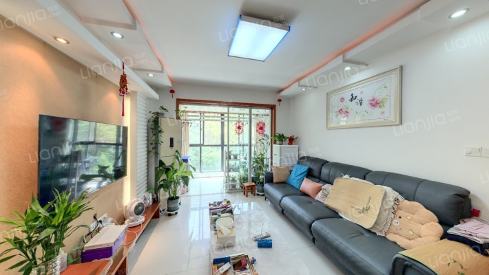 臻美源二手房实景图