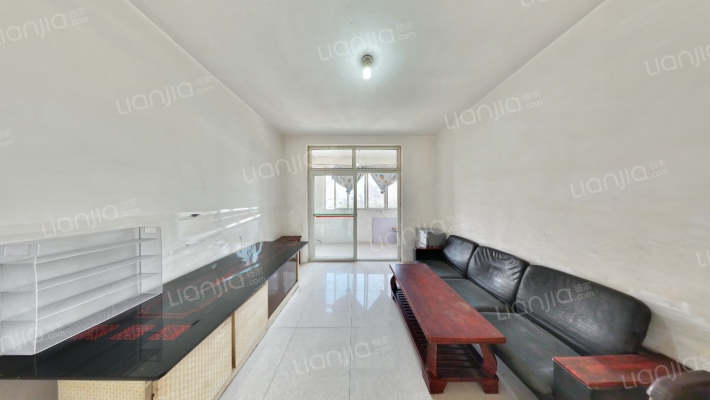 成青小区二手房实景图