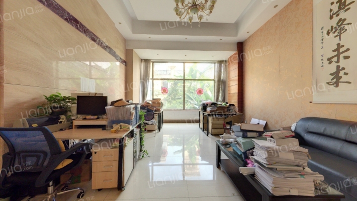 香槟小镇二手房实景图