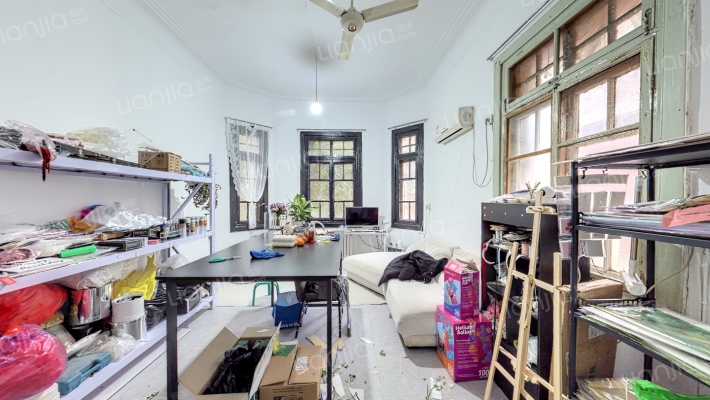 河北路(体育馆街)二手房实景图