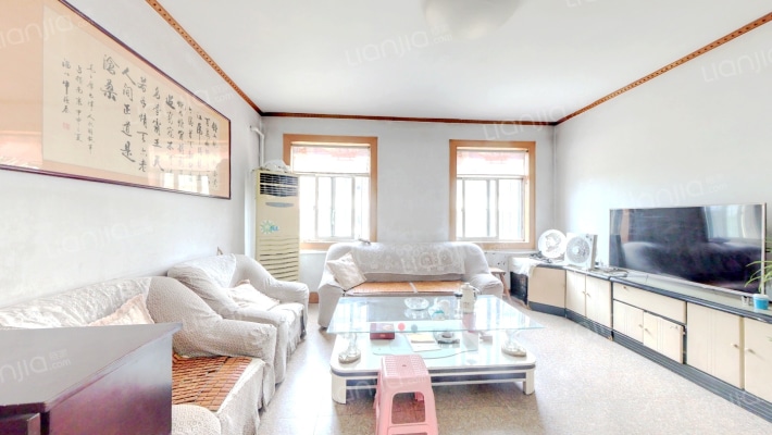 般河70号二手房实景图