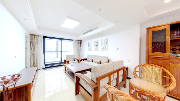 万泰华庭二手房实景图