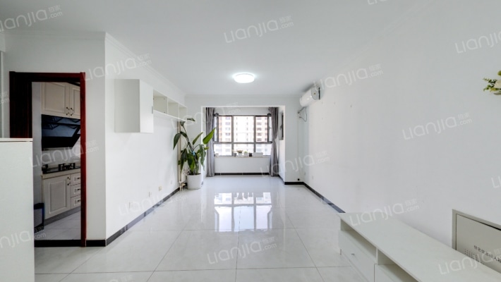 王府仓胡同10号院二手房实景图