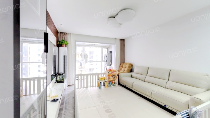 瑞河兰乔北区二手房实景图