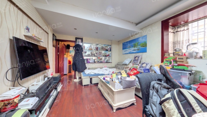 菊泉新城(陆翔路358弄)二手房实景图