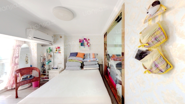 巴黎国际广场二手房实景图