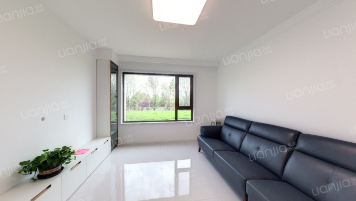 中铁逸都E区二手房实景图