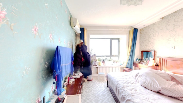 东方名居二手房实景图