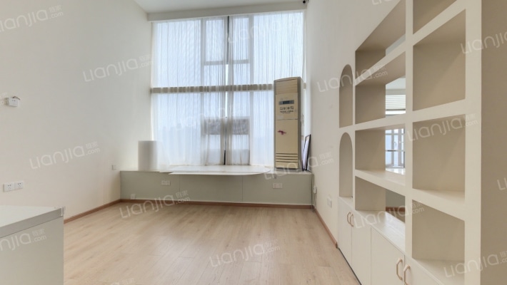 亨特上城二手房实景图