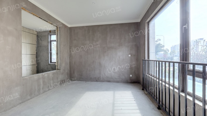 湖畔樾山二手房实景图