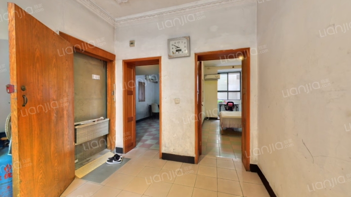 解放大道92号二手房实景图