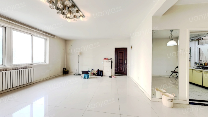 红旗路64号院二手房实景图