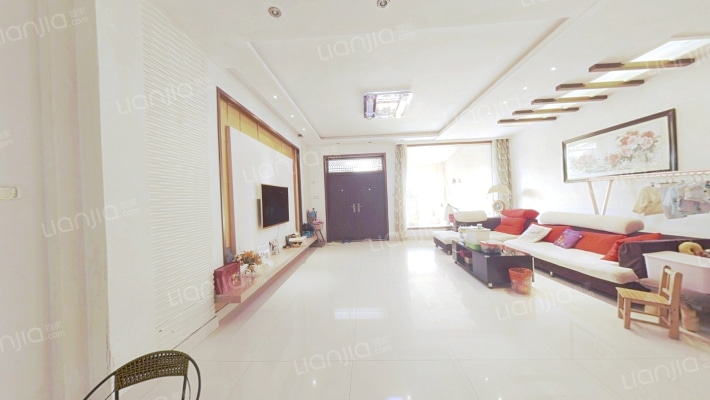 湖畔山庄二手房实景图