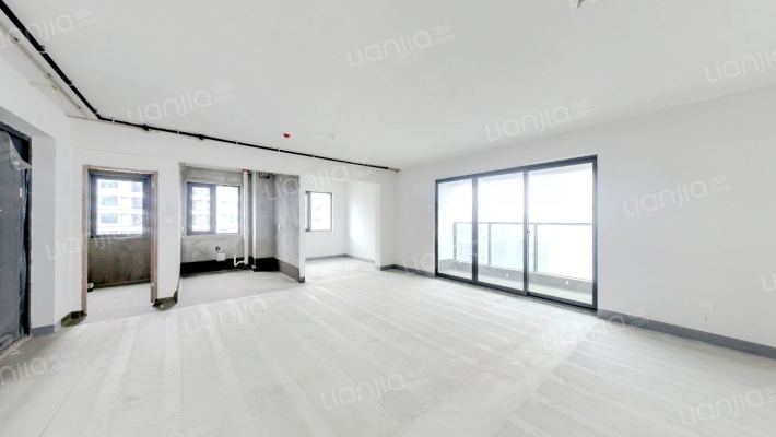 秀川锦苑二手房实景图