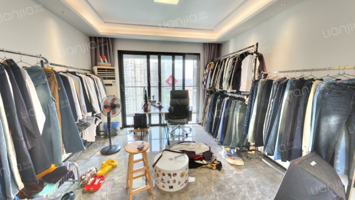 华侨城天鹅堡（金沙洲）二手房实景图