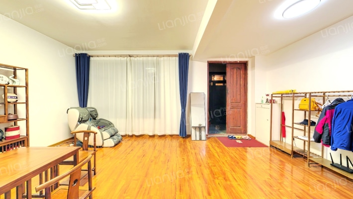 牛驼温泉孔雀城雅泉苑二手房实景图