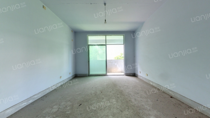 西部石油苑二手房实景图