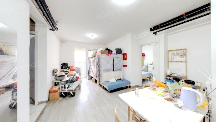 万科天籁湖畔二手房实景图