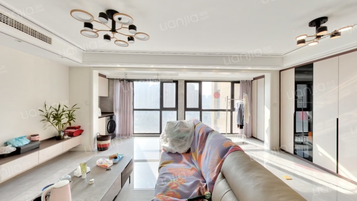 绿地璀璨天城二手房实景图