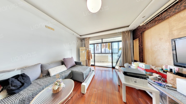 湖畔天城二手房实景图