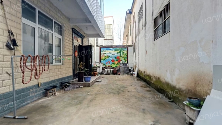 维纳斯小区二手房实景图