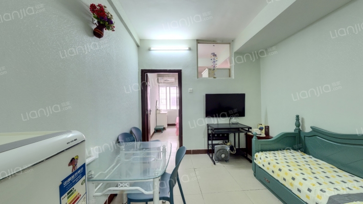 泰合公寓二手房实景图