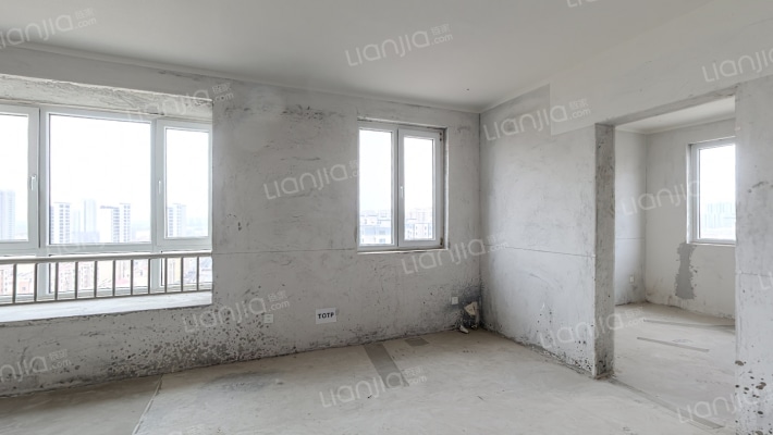 平度中央国际二手房实景图