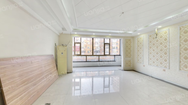 祥和蓝调国际公寓二手房实景图