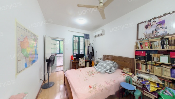 市政小区三区二手房实景图