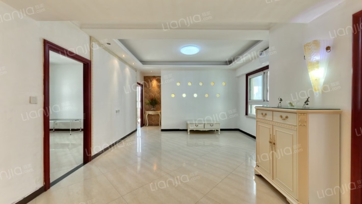 海荣名城二手房实景图