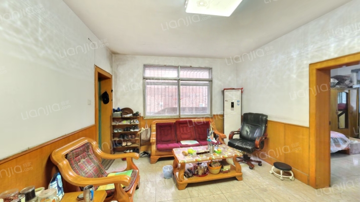 光大地产家属楼二手房实景图