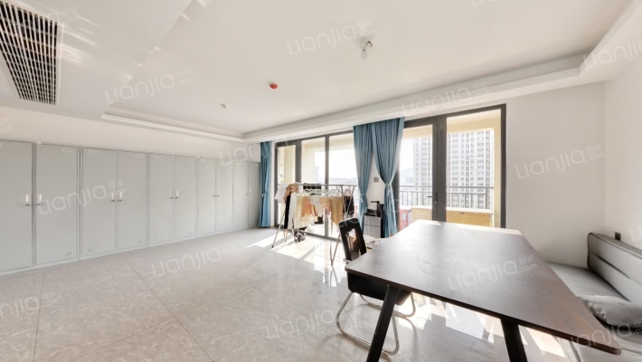 烟台芝罘吾悦广场二手房实景图