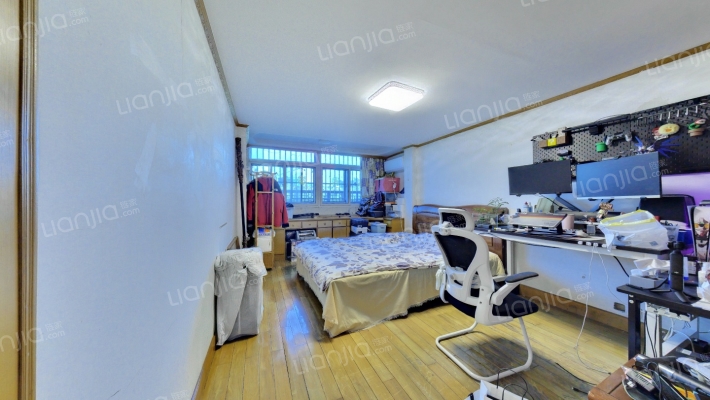 和燕路275号二手房实景图