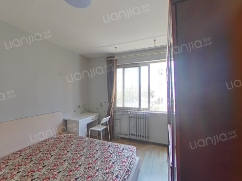 合租·荣馨苑 6居室 南卧