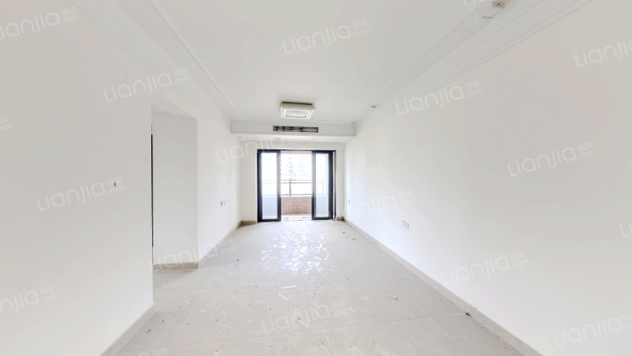 鸣翠花园四期二手房实景图