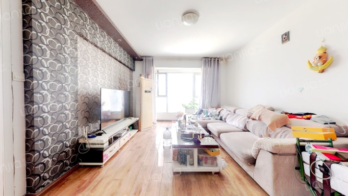 大地锐城二手房实景图