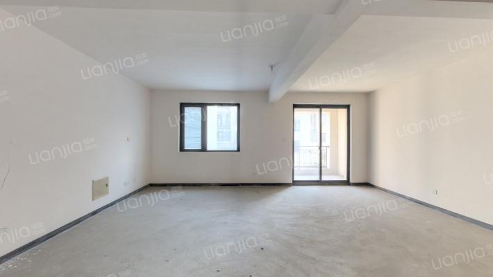 御龙湾花园二区二手房实景图