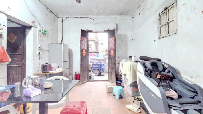 平步梯云门二手房实景图