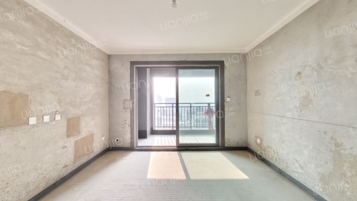 港龙美的云筑南区二手房实景图
