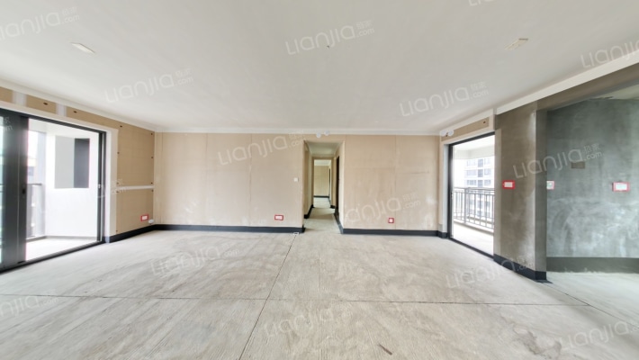 中海阅山府二手房实景图