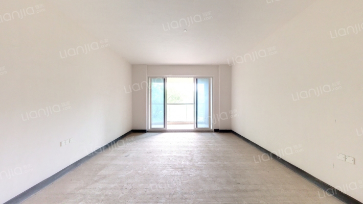 棕榈泉悦江国际B区二手房实景图