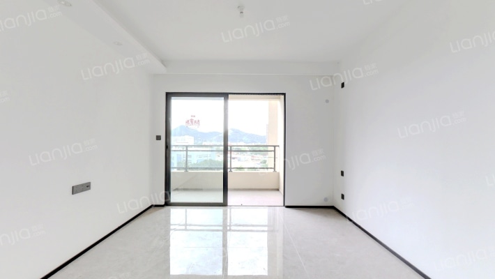 越秀建发玺樾二手房实景图