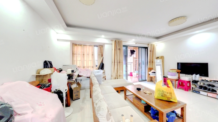 万威雅仕郡二手房实景图