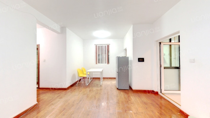 比华利国际城二期二手房实景图