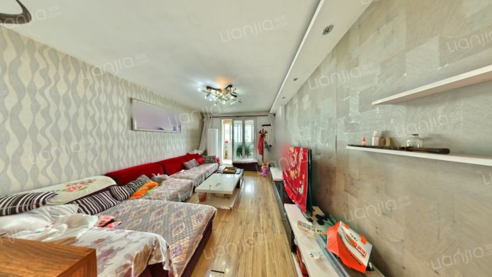 金钼集团花园小区东区北院二手房实景图