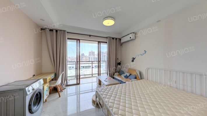 鸿悦公馆二手房实景图