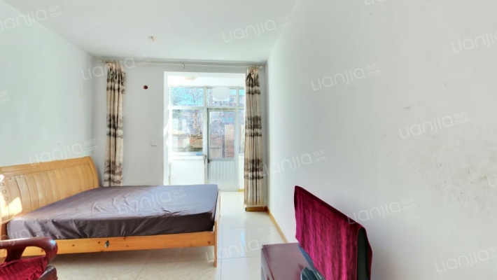 兽药厂家属楼二手房实景图