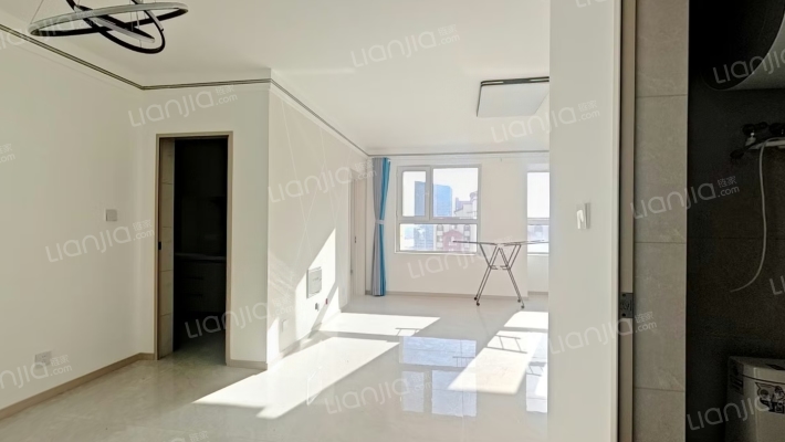 盛和日月华庭二手房实景图