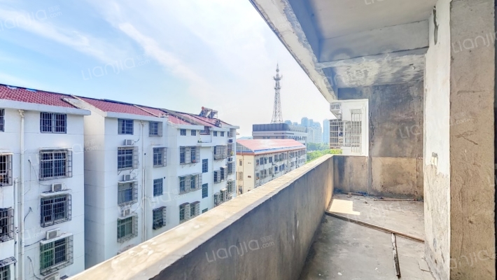 临湖小区二手房实景图