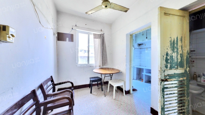 吉杨路271号二手房实景图